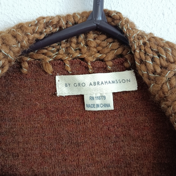 Anthropologie Brown Shrug Sweater - Picture 3 of 3